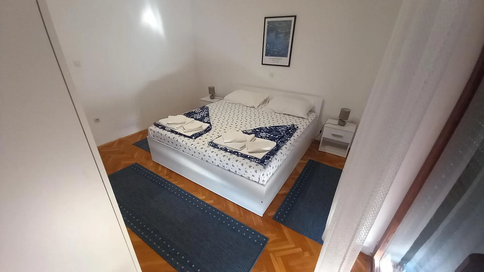 Apartments House Vukelic 茨里克韦尼察