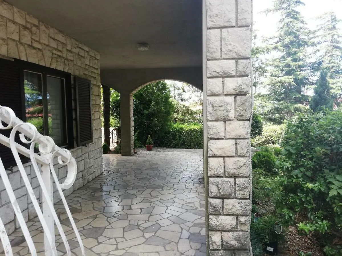 Apartments House Vukelic 茨里克韦尼察 克罗地亚